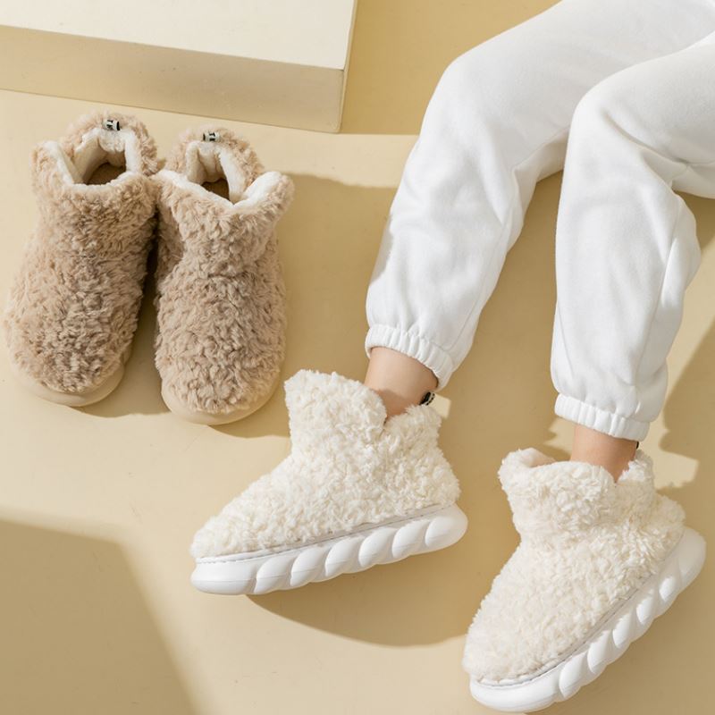 Ultra-soft fleece slippers to keep your feet nice and warm 